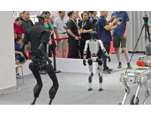 2025人形机器人量产元年发展态势分析